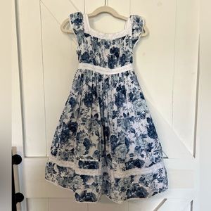 Laura Ashley girls size 6 dress